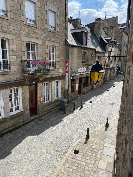 Appartement En Plein Coeur Historique De Dinan Extérieur photo