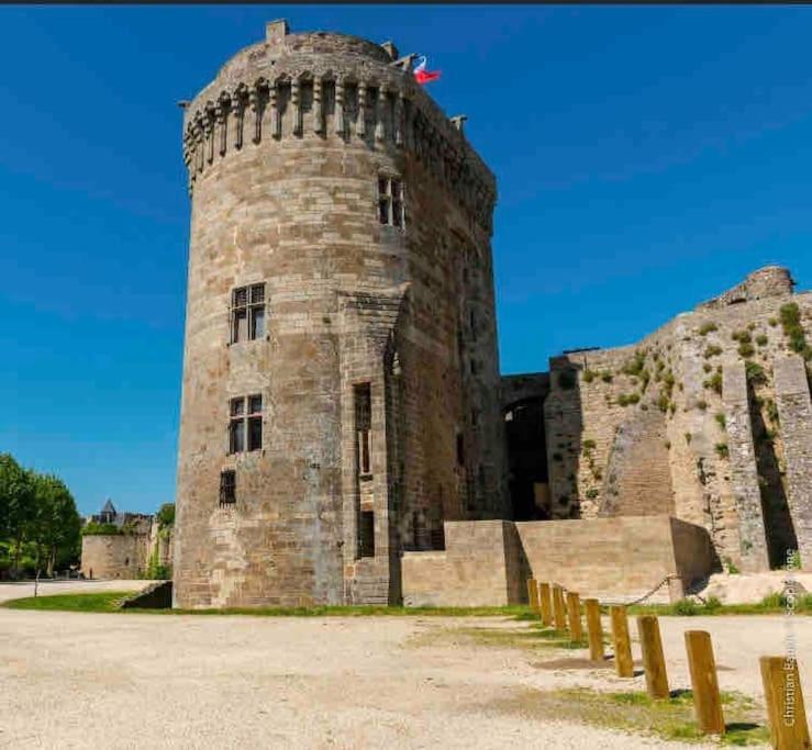 Appartement En Plein Coeur Historique De Dinan Extérieur photo